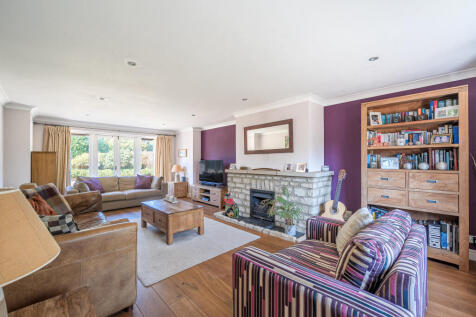 1336131768992db4e811d