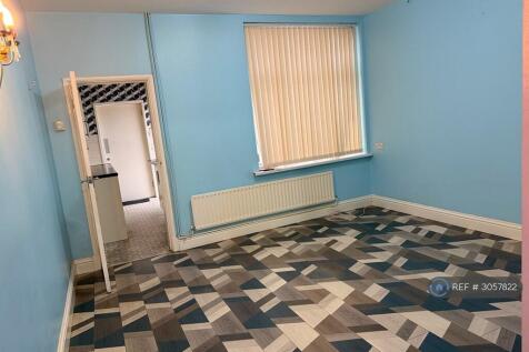 3-bed terraced on Lancaster St, Leicester, LE5, £1,200/mo