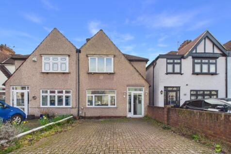 Presented by Kevin at EweMove Bexleyheath and Dart