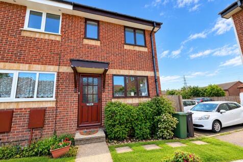 2-bed house on FIELDFARE CLOSE - WEYMOUTH, £1,200/mo