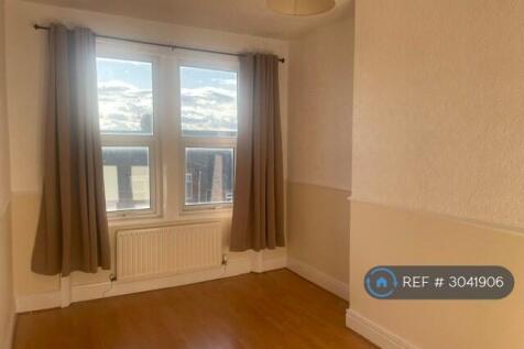 First Floor Front, Bedroom 4
