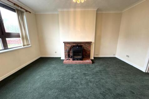 LOUNGE 1.JPG