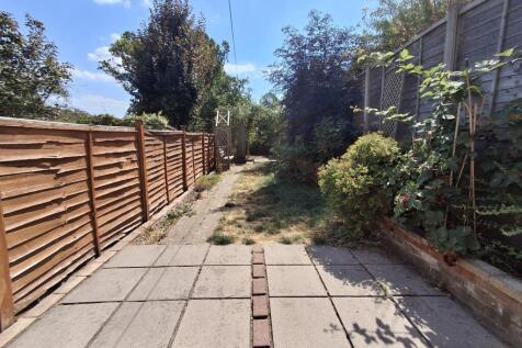 Oxhey, WD19 photo 4