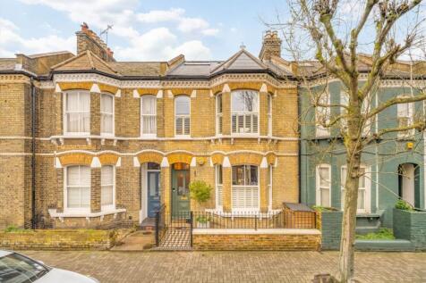 London, SW8 - property photo