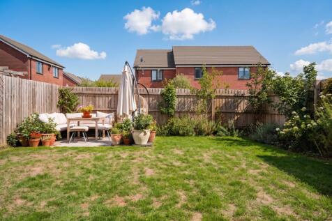 Enclosed Rear Garden