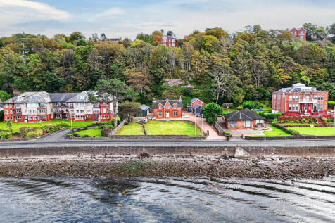 19 Shore Road, Skelmorlie, PA17 5EQ. 5 bedroom detached house for sale