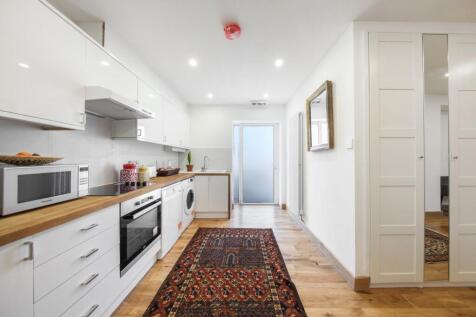 Kitchen 3.jpeg