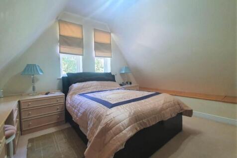 Davenport Road, Earlsdon Bedroom 1.jpg