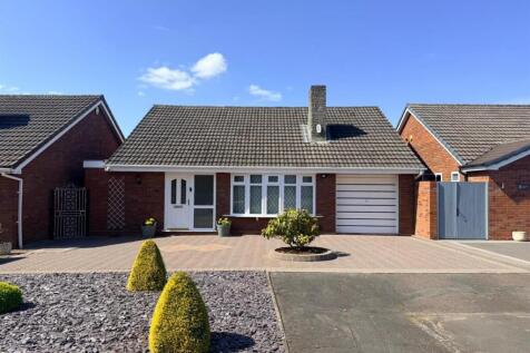 Maywood Close Kingswinford 1.jpg