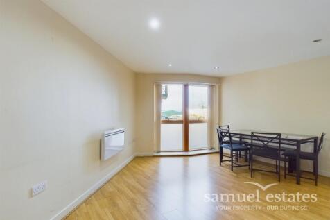 Living Room / Kitche