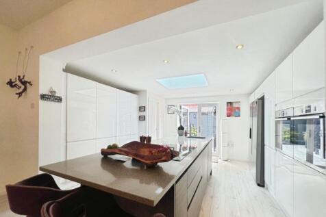 b7087789-3-4951-B7F6-C176F111FE48-8728-000002D9214