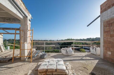 TOWNHOUSE IN CAMPANET WITH UNIQUE VIEWS