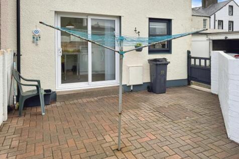 Rear Courtyard