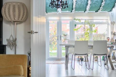 1383795-19-69209d...