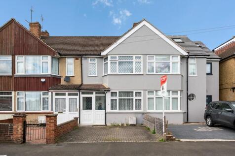 Feltham, TW13 - property photo