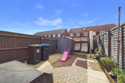 CAM05449G0-PR0062-STILL007