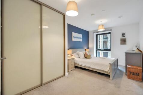 Bedroom 1_Pic_ (3).jpg