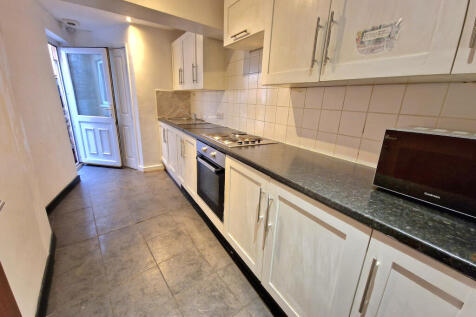 Kitchen (2)