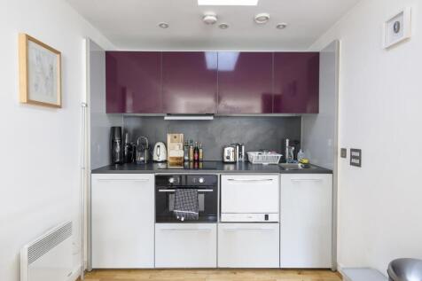 Kitchen ()