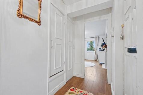 Hall.jpg