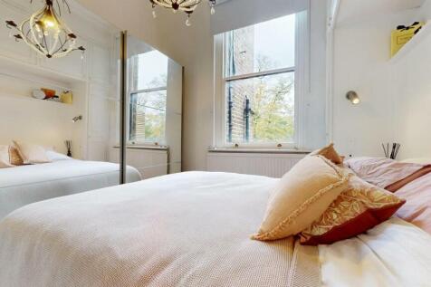 67122f63b91ef66b0e618131_d96d49a4d2ea449dede34a153