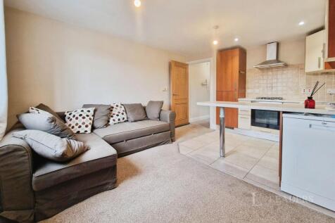 Lounge/Kitchen