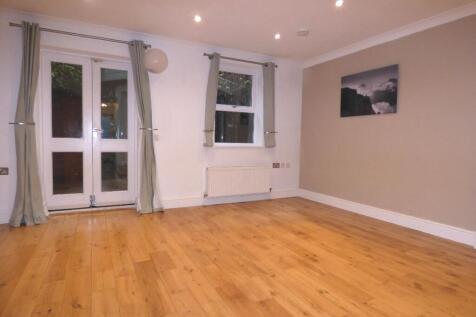 Enderby Street, London photo 4