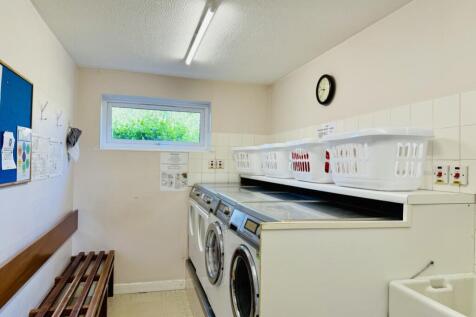 Presented by Clinton Crawford of Ewemove Bexley an