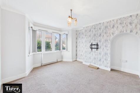 Woodridge Avenue, Thornton-Cleveleys photo 3