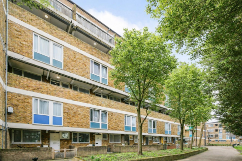 London, E3 - property photo