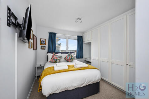 Collingwood Court...