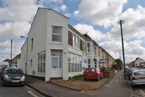 Bright corner terraced property with large stre...