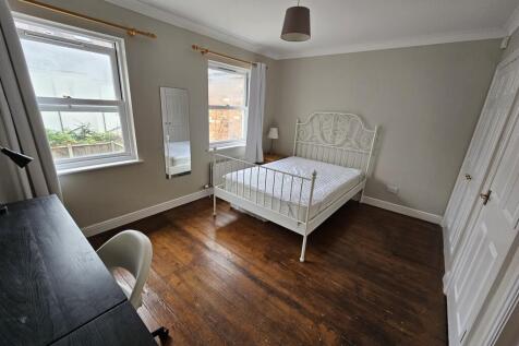 1b Portland Street, Leamington Spa photo 4
