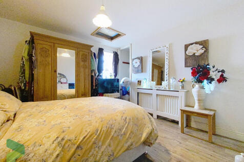 Granny Annex Bedr...