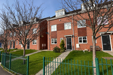 Stockton-on-tees, TS19 - property photo