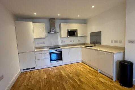 5ba5dfbc-4c12-431...