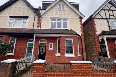 Lynwood Road, Redhill, RH1 photo 5