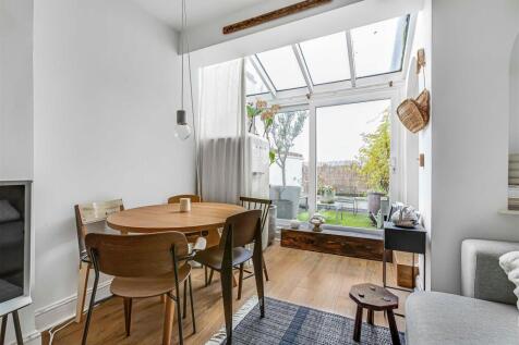 JA-356a_Upper_Richmond_Road_West-6.JPG