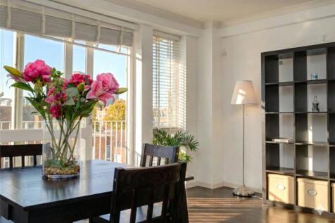 Living/Dining Area