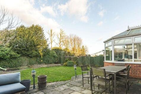 36 Warner Close-28.jpg