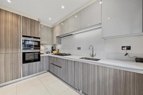 16 Vicars Moor Lane, London N21 2QJ-No Watermark-1