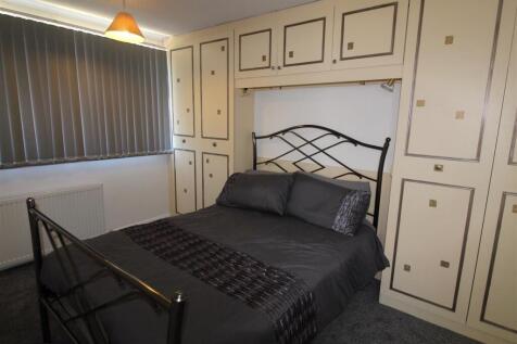 Nobles Way, Egham photo 4