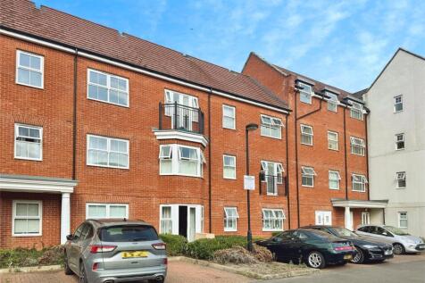 Wokingham, RG41 - property photo