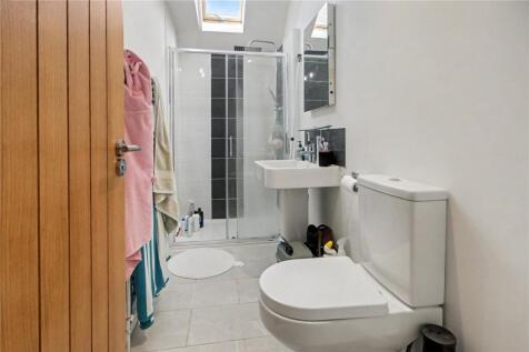 Family Shower Room