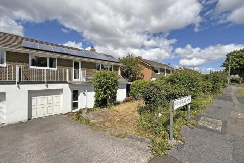 Moorland View 76 - Front.jpg