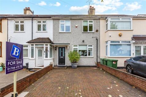 Hornchurch, RM11 - property photo