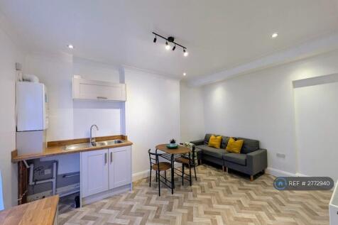 Kitchen / Living Space 2