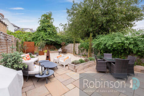16 Fairford Road-1