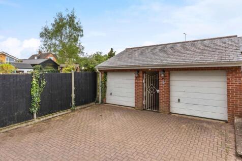 Twin Garage