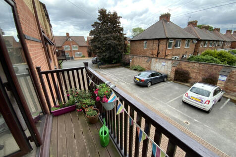 2 Bedroom first floor flat